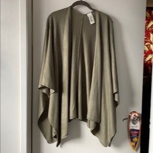 Extremely soft shawl/shrug